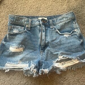 Jean short from altered state. In a medium.
